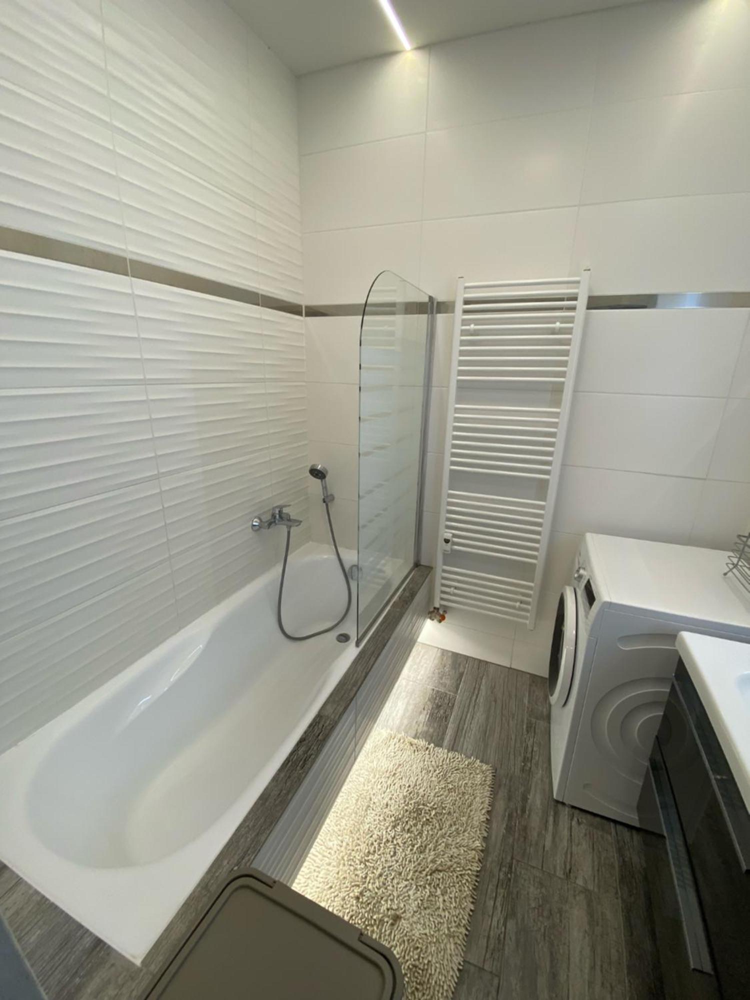 Apartman S Terasou Zvolen Luaran gambar
