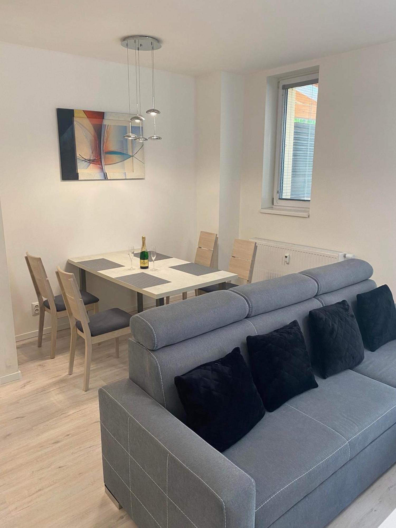 Apartman S Terasou Zvolen Luaran gambar