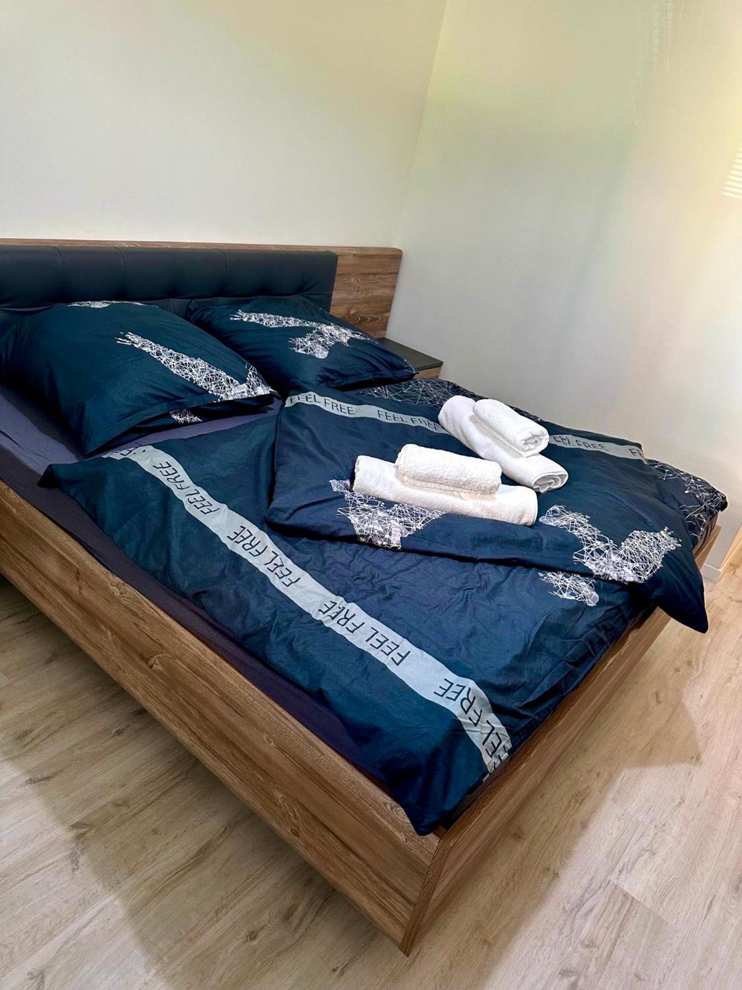 Apartman S Terasou Zvolen Luaran gambar